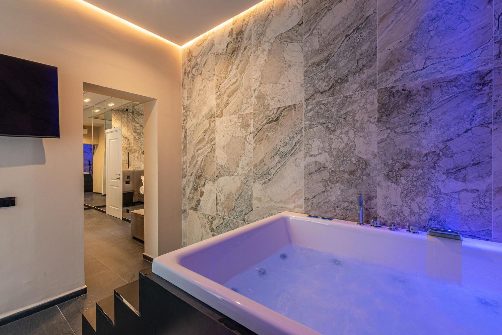 Amari120suite&spa Couette-café